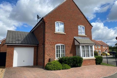 4 bedroom detached house for sale, Knott Gardens, Fishbourne, PO19