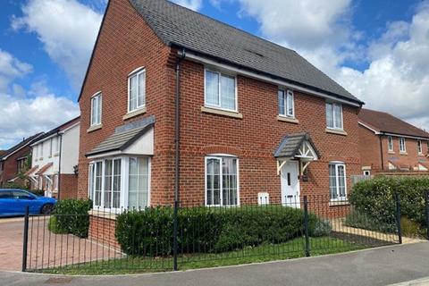 4 bedroom detached house for sale, Knott Gardens, Fishbourne, PO19