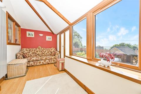 3 bedroom semi-detached house for sale, Emmott Drive, Rawdon, Leeds