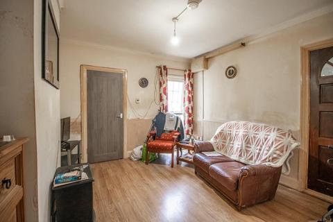 1 bedroom flat for sale, West Road, Shoeburyness SS3