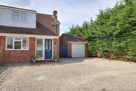 3 bedroom semi-detached house for sale, Oakley Close, Holbury