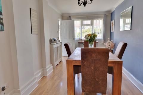 3 bedroom semi-detached house for sale, Oakley Close, Holbury