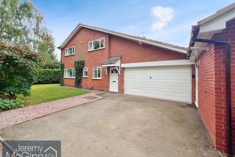 5 bedroom detached house for sale, Paddock Lane, Stratford-Upon-Avon