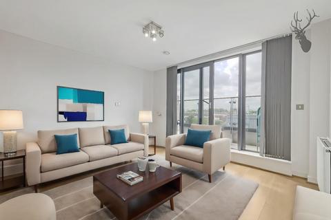 3 bedroom apartment for sale, Aubers Ridge Court, Bow