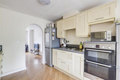 4 bedroom terraced house for sale, Nazareth Road, Lenton NG7