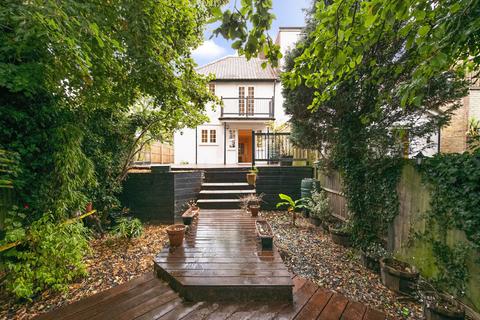 3 bedroom semi-detached house for sale, Upper Richmond Road, East Sheen, London