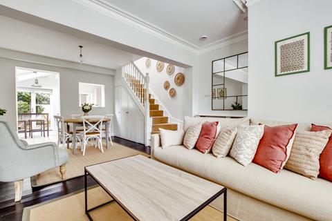 undefined, Eversleigh Road, London