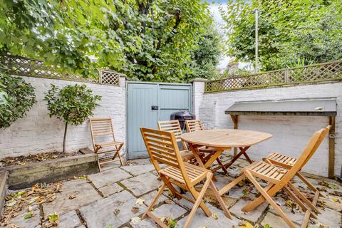 undefined, Eversleigh Road, London