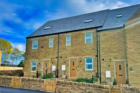 3 bedroom terraced house for sale, 'Aprils View', Hartshead