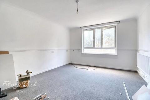 2 bedroom flat to rent, Rounton Road, London