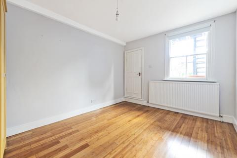 2 bedroom apartment to rent, Lochaber Road London SE13