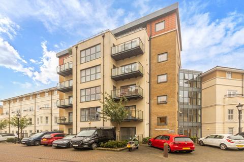 2 bedroom flat for sale, Canal Boulevard, London