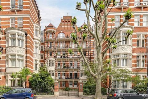 3 bedroom flat for sale, Fitzjames Avenue, West Kensington, London