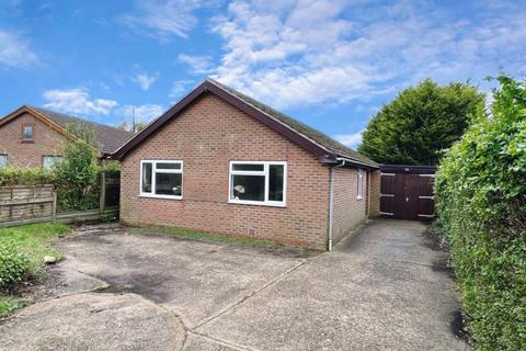 3 bedroom detached bungalow for sale, Coast Drive, Greatstone