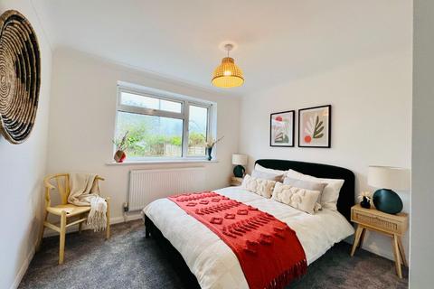 4a Coast Drive, Greatstone, New Romney, TN28 8NX