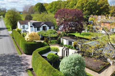 Hooks Lane, Upleadon