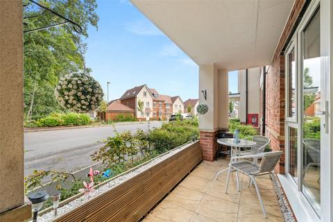 2 bedroom apartment for sale, Hurst Avenue, Camberley GU17