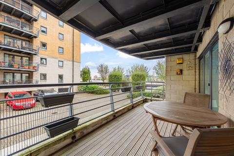 2 bedroom apartment for sale, Thistley Court, Glaisher Street London SE8