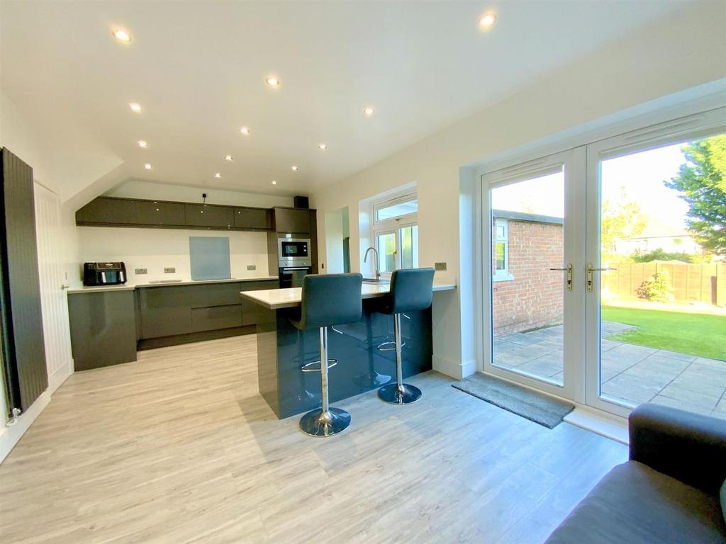 Normandy Road, Cleethorpes 3 bed terraced house for sale £165,000