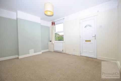 3 bedroom terraced house to rent, London Road, Attleborough NR17