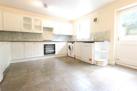 4 bedroom townhouse for sale, Macleod Road, Winchmore Hill, N21