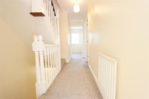 43 Macleod Road, London, N21 1SW