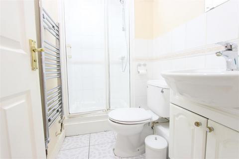 43 Macleod Road, London, N21 1SW
