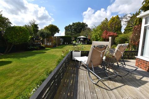 5 bedroom detached bungalow for sale, Ganstead Lane, Bilton, Hull