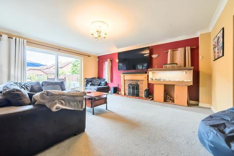 4 bedroom detached house for sale, Reading Road, Wokingham RG41