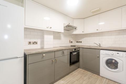 2 bedroom flat to rent, Gloucester Place, Baker Street W1U