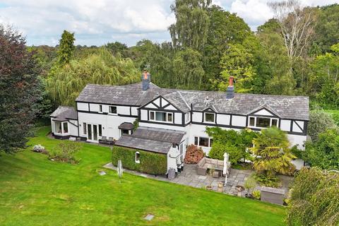 5 bedroom detached house for sale, Station Road, Wrenbury, CW5