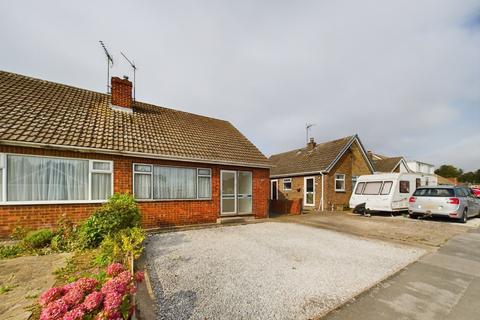 2 bedroom semi-detached bungalow for sale, Greenlands, Driffield, YO25 5HY