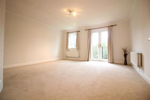 2 bedroom apartment to rent, Campbell Close, Hampshire GU46