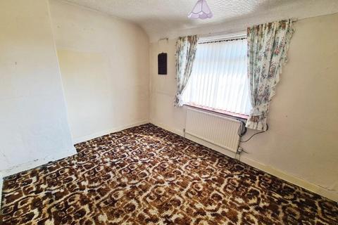 4 bedroom semi-detached house for sale, Cemetery Road, Droylsden