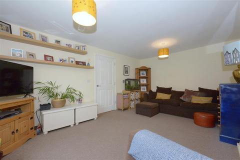 3 bedroom detached house for sale, Benbow Close, Coton Hill, Shrewsbury