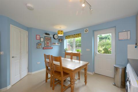 undefined, Benbow Close, Coton Hill, Shrewsbury