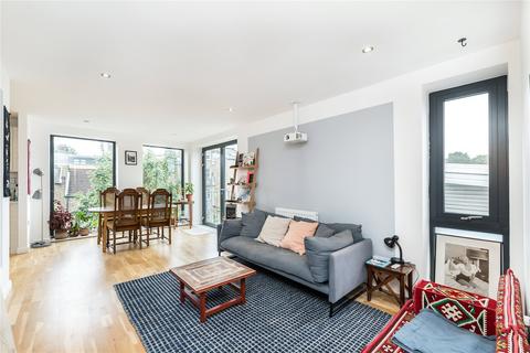 2 bedroom apartment for sale, Hayes Mews, St Johns, SE8