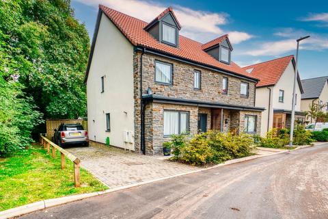 4 bedroom semi-detached house for sale, Exceptional nearly new town situated in popular modern development within Court de Wyck, Claverham