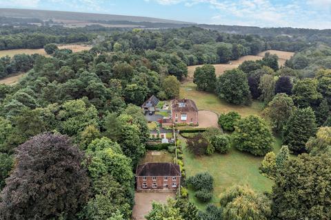 8 bedroom detached house for sale, St. Vincents Lane, Addington, West Malling, Kent