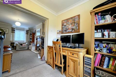 3 bedroom semi-detached house for sale, Greencroft Avenue, Cardiff CF5