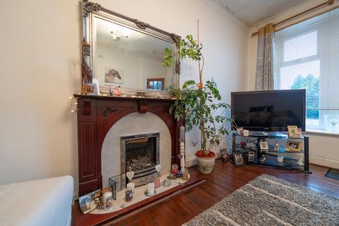 2 bedroom end of terrace house for sale, Raploch Road, Larkhall, ML9