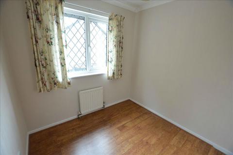 5 Pinkcoat Close, Feltham, TW13 7HL