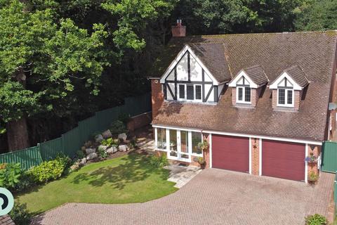 5 bedroom detached house for sale, Tudor Hill, Sutton Coldfield, B73 6BE