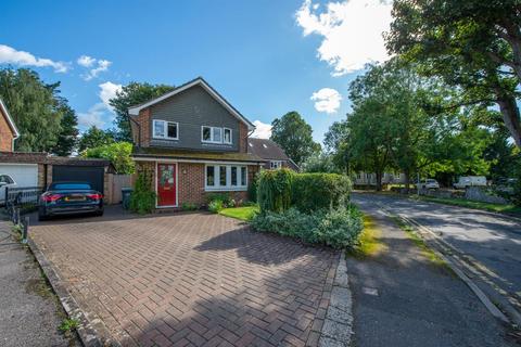 3 bedroom detached house for sale, Vicarage Close, Aylesford