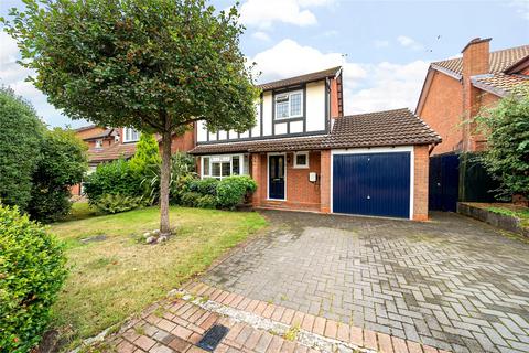 4 bedroom detached house for sale, Northfield, Surrey GU18