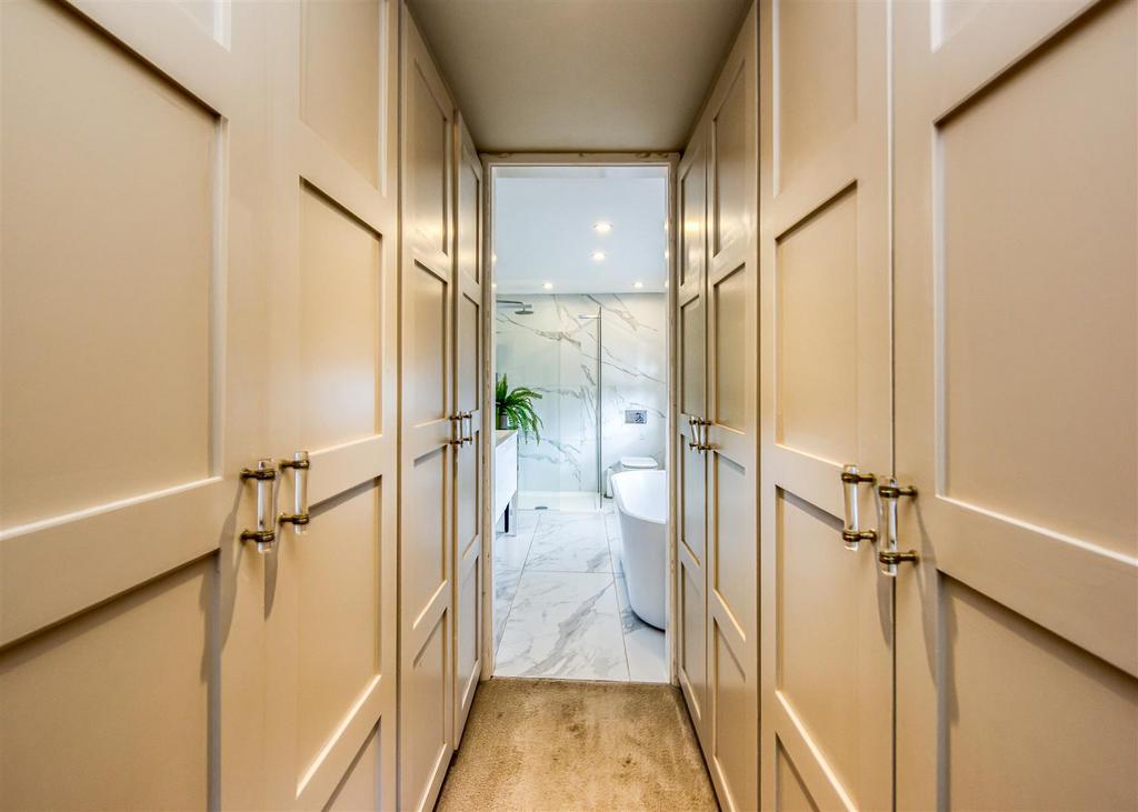The Sytch-En Suite B.jpg