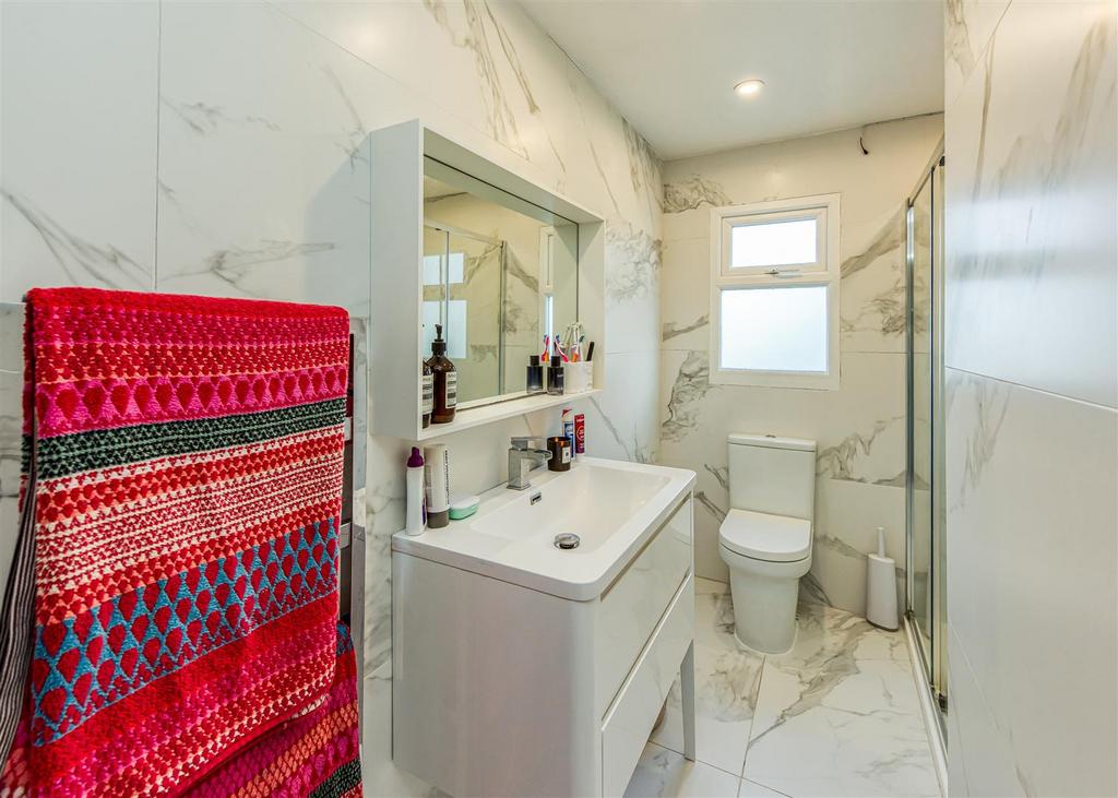 The Sytch-Shower Room.jpg