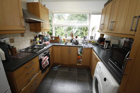 2 bedroom flat for sale, Blackheath Park, London SE3