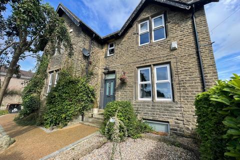 4 bedroom detached house to rent, Larch Close, Oakworth BD22