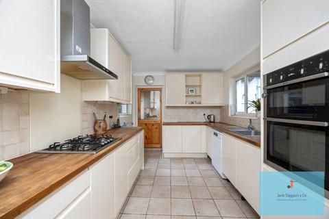 6 bedroom detached house for sale, Withdean Road, Brighton, BN1